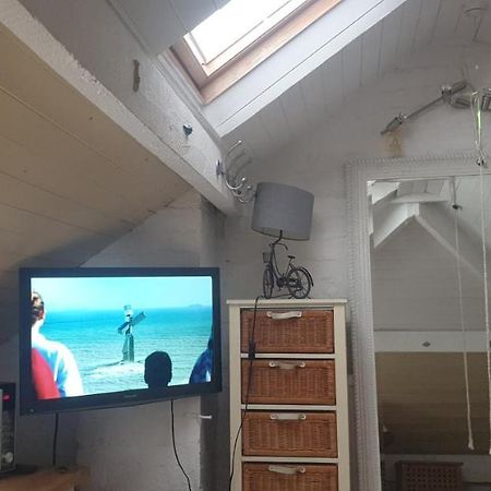 Le Studio Attic , Fridge Tv Microwave, Chester Exterior foto
