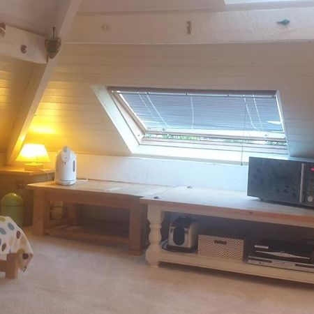 Le Studio Attic , Fridge Tv Microwave, Chester Exterior foto
